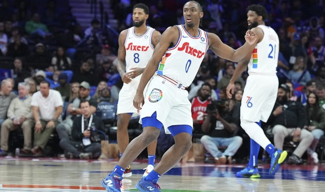 皇冠网址-一个准得都没有？半场马克西12中3&amp;恩比德10中3&amp;乔治8中2