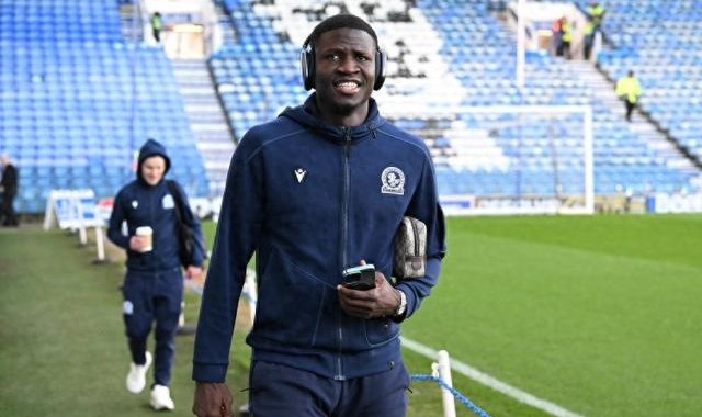 皇冠app-申花28岁新王牌外援来了！合同细节曝光，将挤走阿苏埃or米内罗？|上海申花|鲁迪·盖伊|锋线|拉唐|上海申花足球俱乐部_新浪体育_新浪新闻