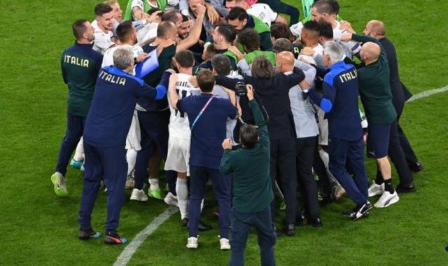 皇冠app-维拉蒂：不敢相信门将神扑 丁丁：能够出场已是奇迹